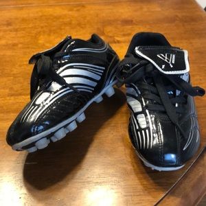 Boys size 10.5 cleats
